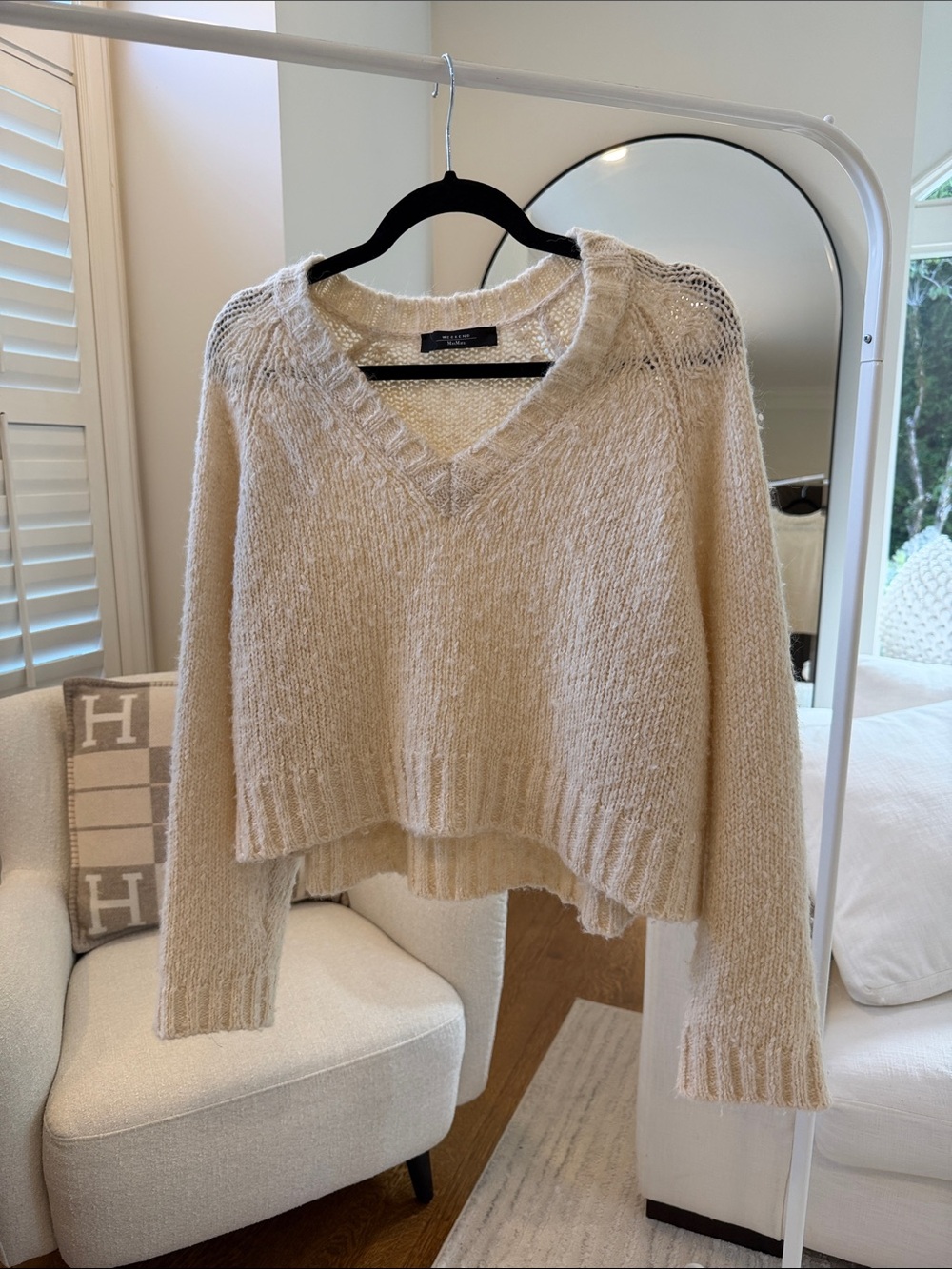 Weekend MaxMara Cropped Wool Blend V-Neck